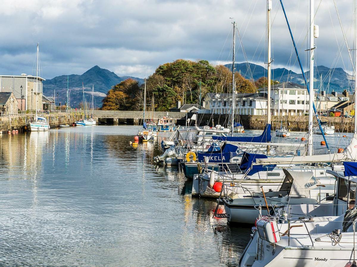 The Captain'S Bank Porthmadog Exteriör bild